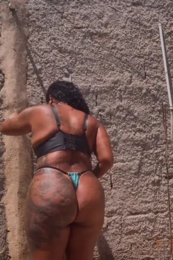 Full leaked Dailylarypassos private onlyfans photo