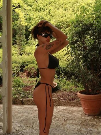 Full leaked Dara darnadue private onlyfans photo