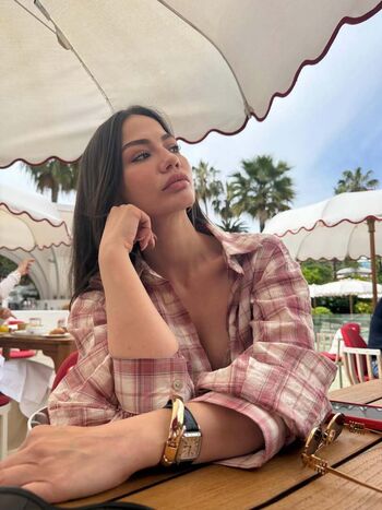 Full leaked Demet ozdemir private onlyfans photo