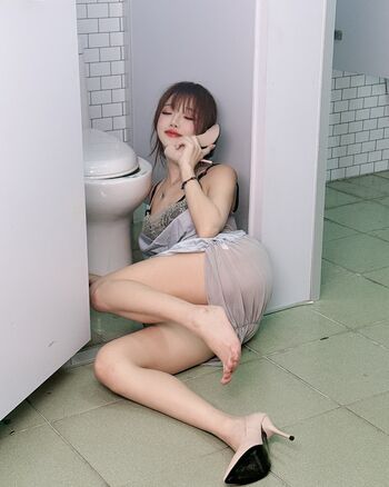 Full leaked Denkakeke private onlyfans photo