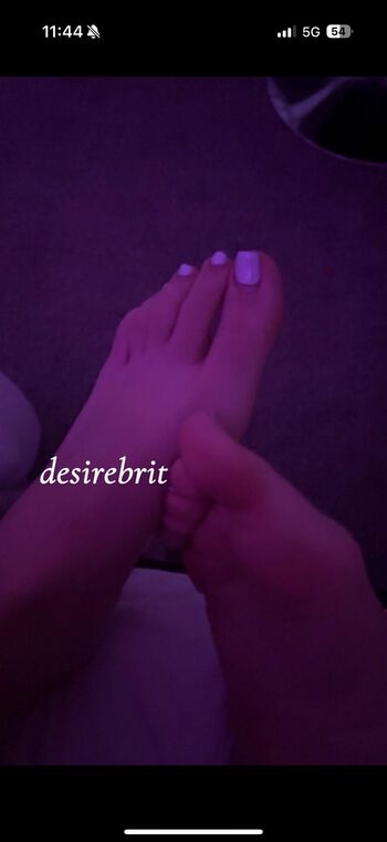 Full leaked Desirebrit private onlyfans photo