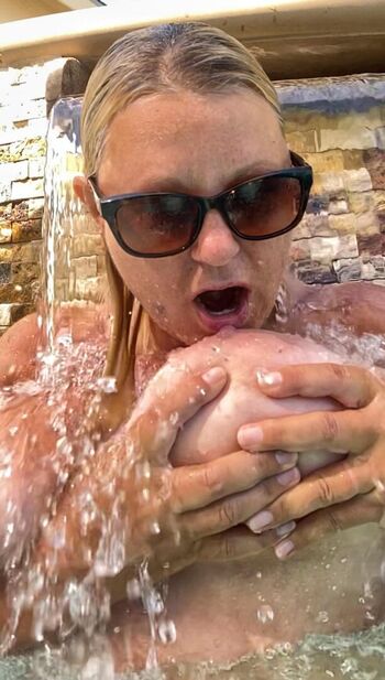 Full leaked Dkm private onlyfans photo