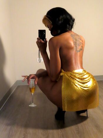Full leaked Dollyrama private onlyfans photo