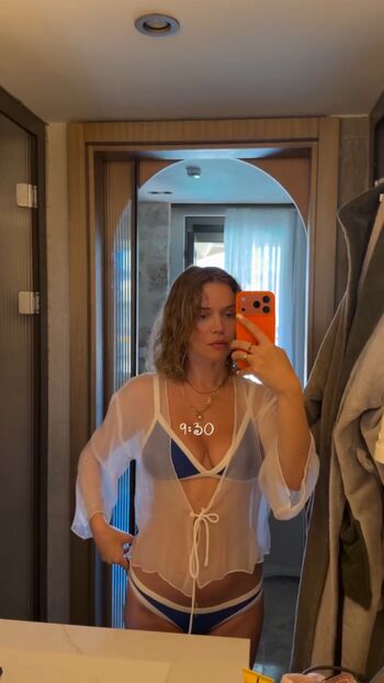 Full leaked Ecem karavus private onlyfans photo
