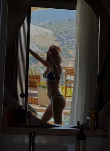 Full leaked Ecem karavus private onlyfans photo