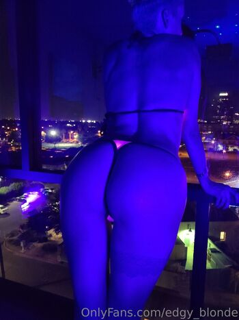 Full leaked Edgy blonde private onlyfans photo
