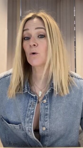 Full leaked Edith bowman dj private onlyfans photo