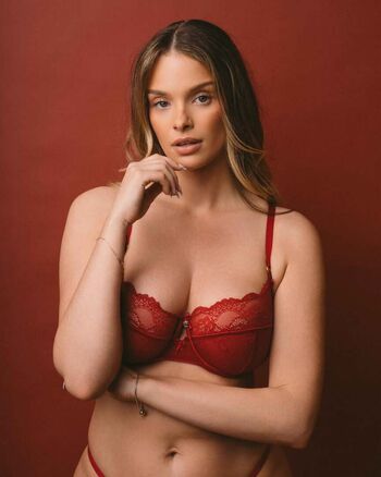 Eleanor Mae