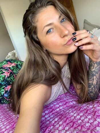 Full leaked Elenacarver private onlyfans photo