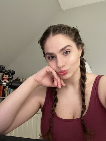 Full leaked Elisabeth marchini private onlyfans photo