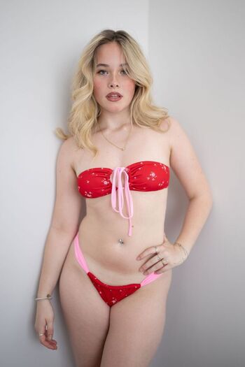 Full leaked Elise rae private onlyfans photo