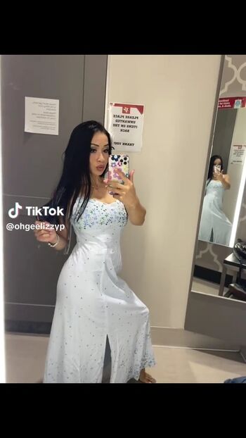 Full leaked Elizabeth private onlyfans photo