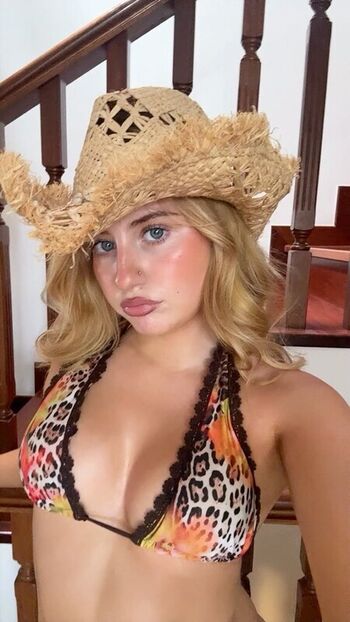 Full leaked Ella deasy private onlyfans photo