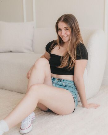 Full leaked Ella rene private onlyfans photo