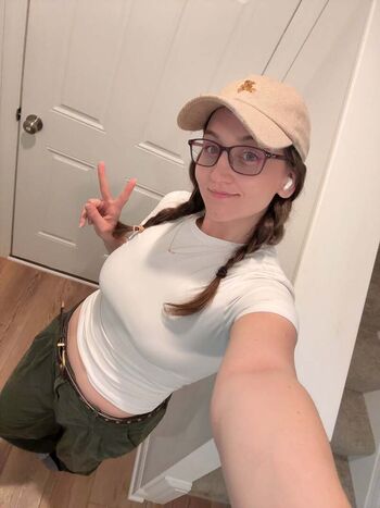 Full leaked Elle private onlyfans photo