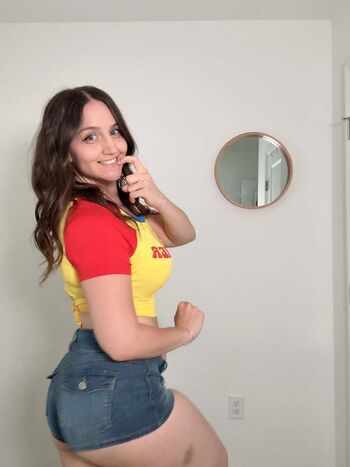 Full leaked Elle private onlyfans photo