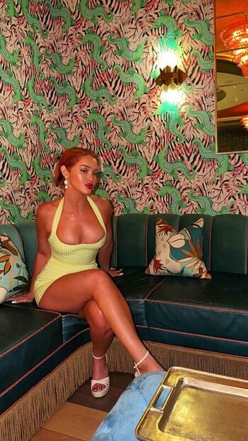 Full leaked Elley duhe private onlyfans photo