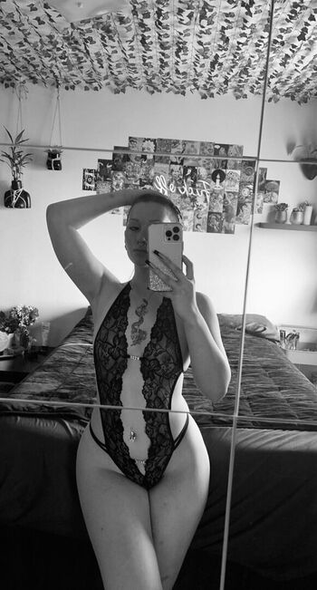 Full leaked Ellie summer private onlyfans photo