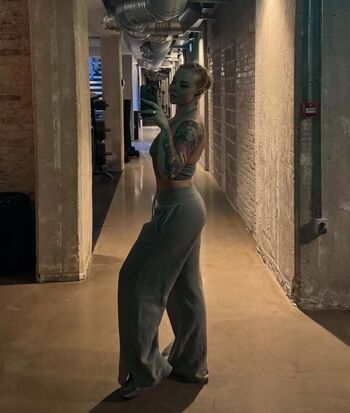 Full leaked Emilie brooklyn private onlyfans photo