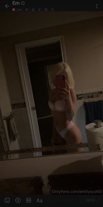 Full leaked Emilyscott private onlyfans photo