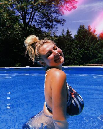 Full leaked Emma burzynski private onlyfans photo