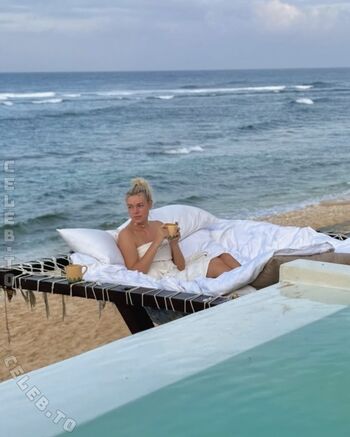 Full leaked Emmi schmidt private onlyfans photo