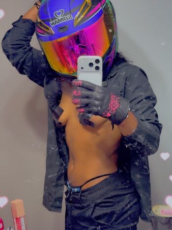 Full leaked Emorie private onlyfans photo