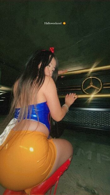 Full leaked Everythingveronica page private onlyfans photo
