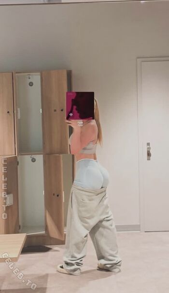 Full leaked Evx rnk private onlyfans photo
