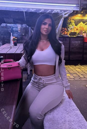 Full leaked Faatima aal private onlyfans photo