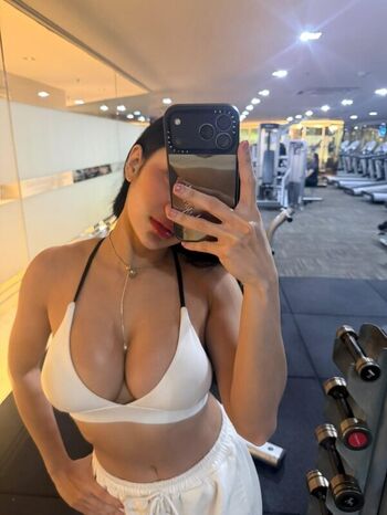 Full leaked Fbyana private onlyfans photo