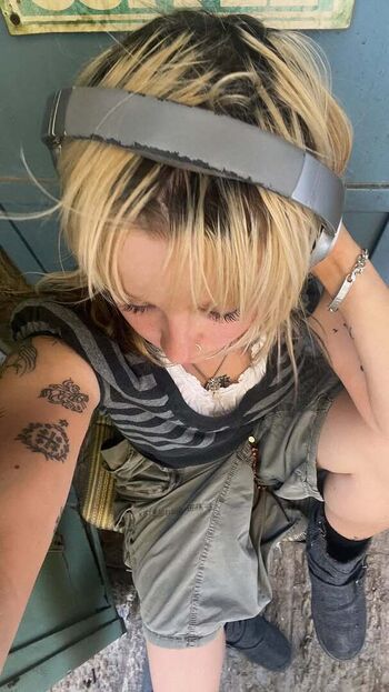 Full leaked Femalien private onlyfans photo