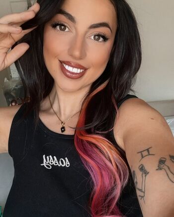 Full leaked Fendibitxh private onlyfans photo