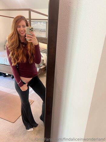 Full leaked Findaliceinwonderland private onlyfans photo