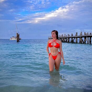 Full leaked Fiochavesch private onlyfans photo