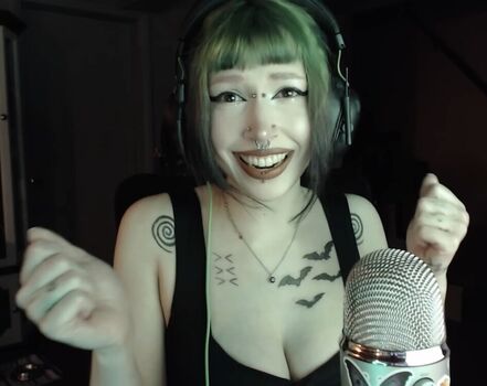 Full leaked Floda asmr private onlyfans photo