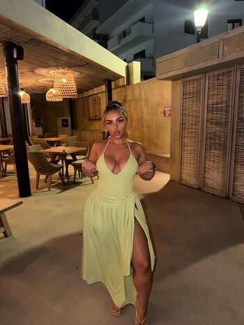 Full leaked Franditellaa private onlyfans photo
