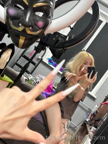 Full leaked Freakfarm private onlyfans photo