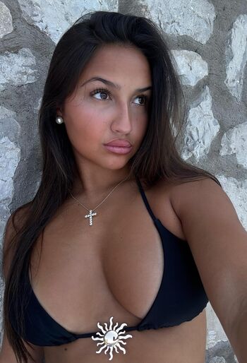 Full leaked Gabi diez private onlyfans photo