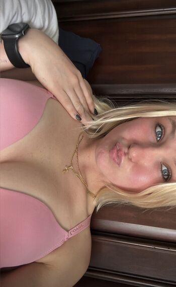 Full leaked Gigixfullbody private onlyfans photo