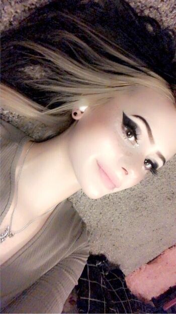 Full leaked Grvyrdkandi private onlyfans photo