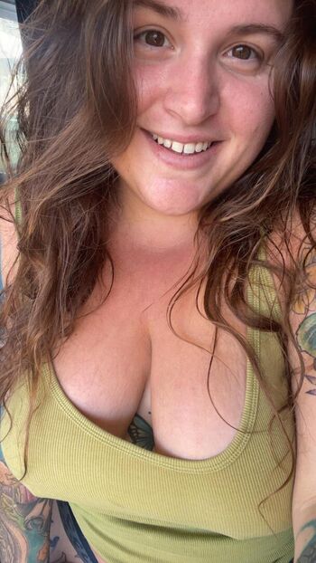 Full leaked Handfulheather private onlyfans photo