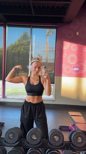 Full leaked Hannah woods page private onlyfans photo