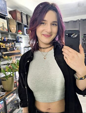 Full leaked Haselnuuuss private onlyfans photo