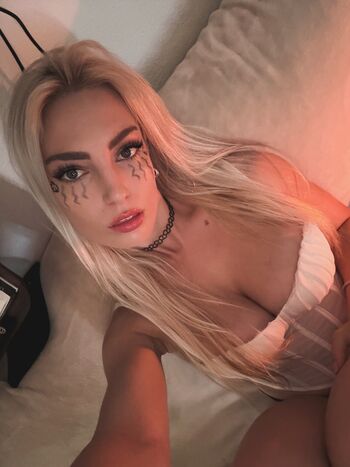 Full leaked Helenakingsoul private onlyfans photo