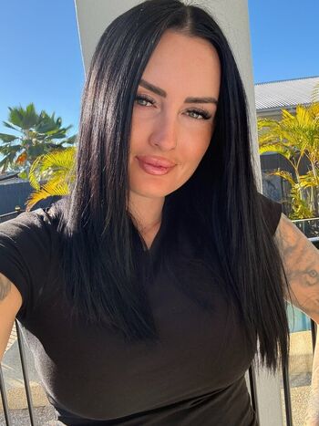 Full leaked Helloalexismae private onlyfans photo
