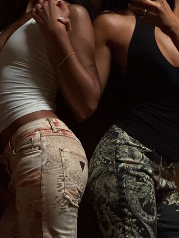 Full leaked Iffat marash private onlyfans photo