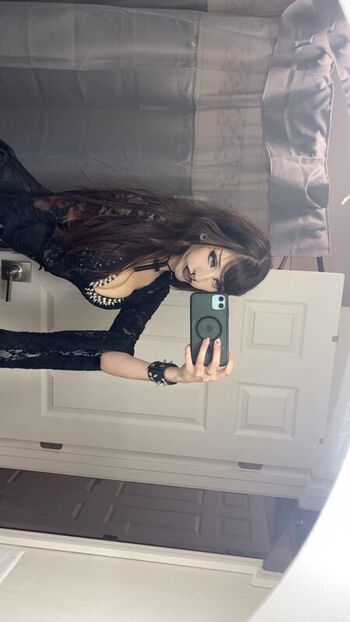 Full leaked Ipukeglitter private onlyfans photo