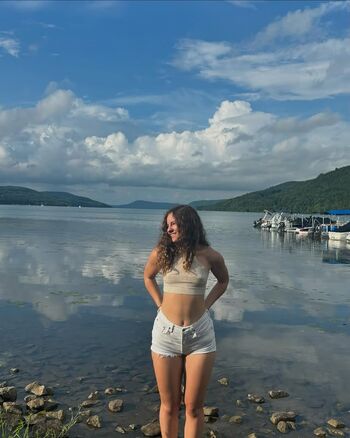 Full leaked Isabelaluckoww private onlyfans photo