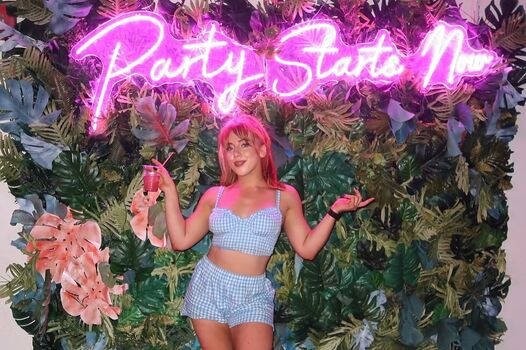 Full leaked Isla dawn private onlyfans photo